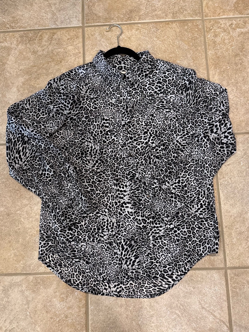 Jones New York Black and White Leopard Print Button Down Shirt Black & White